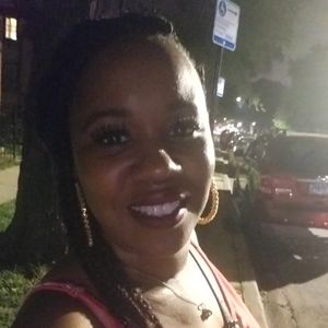 Meet your Posher, Tomeka